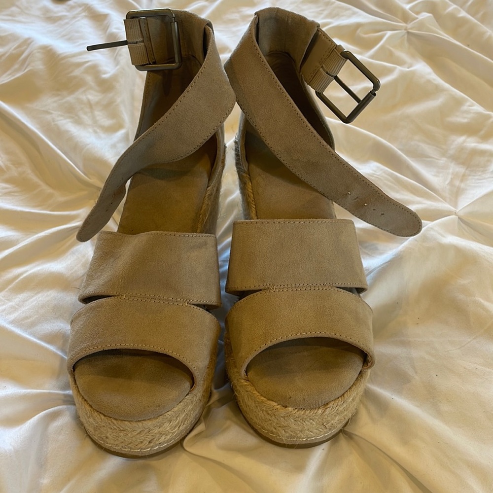 Target wedges
